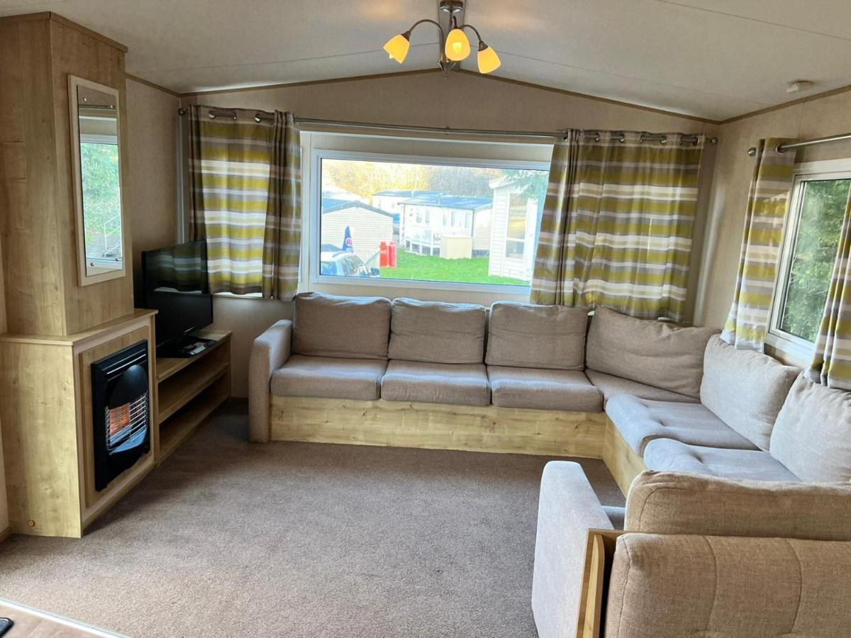 Blackpool Caravan In Haven Marton Mere Holiday Park Екстериор снимка